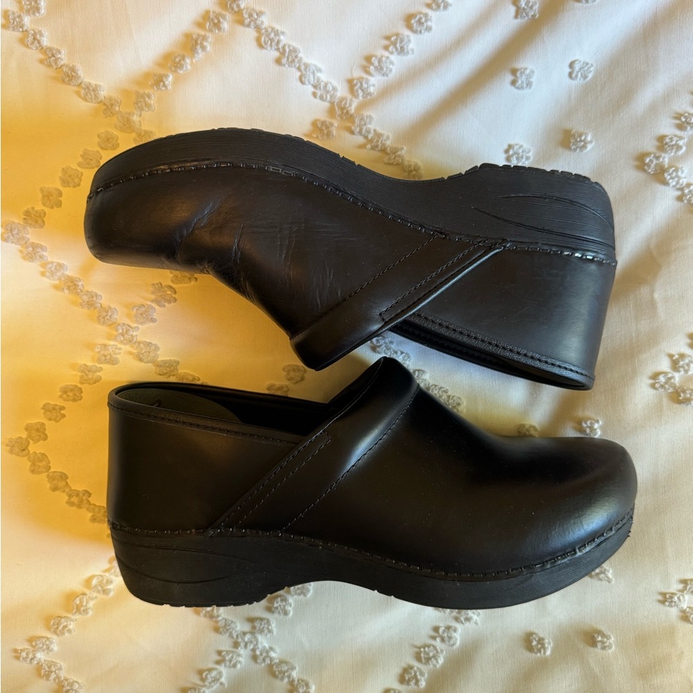 Dansko Black Women’s Clogs